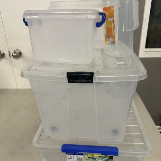Clear Bins Including Sistema