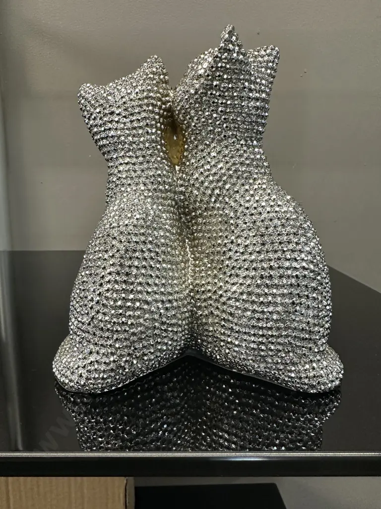 Decorative Cats x4 H18,W15cm.  Image 1++