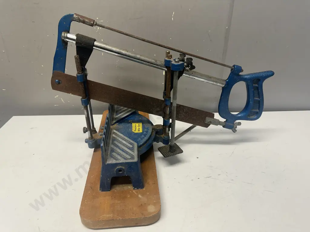 Vintage Mitre Saw Image 1++