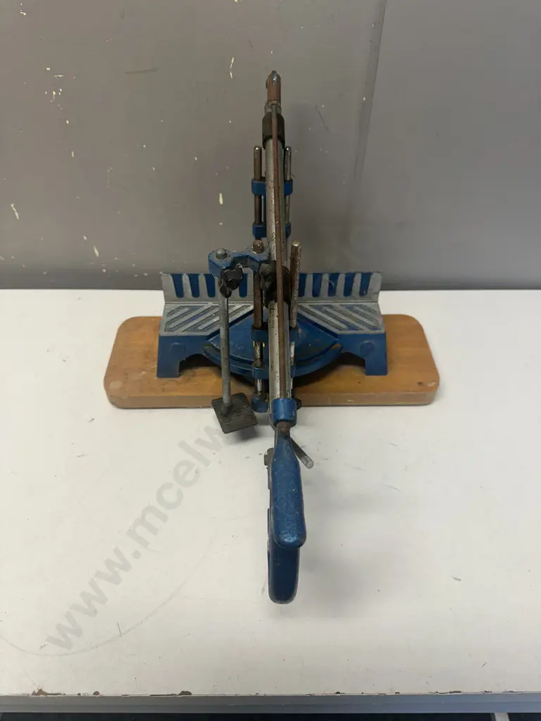 Vintage Mitre Saw Image 1++