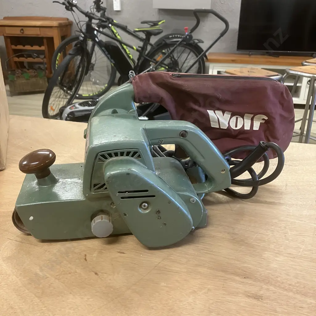 Vintage WOLF BS4 4" Belt Sander - London, England Image 1++