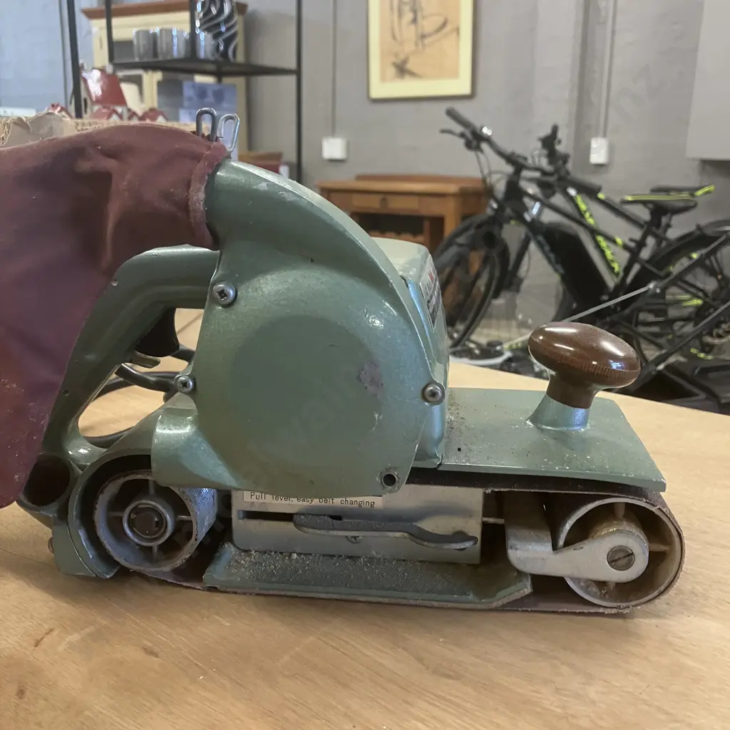 Vintage WOLF BS4 4" Belt Sander - London, England Image 1++