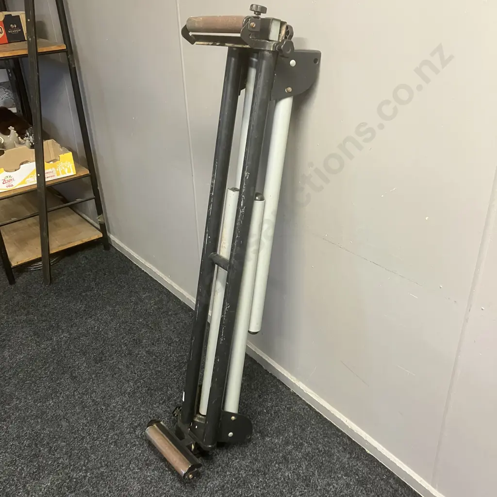 Mitre Saw Roller Stand Image 1++