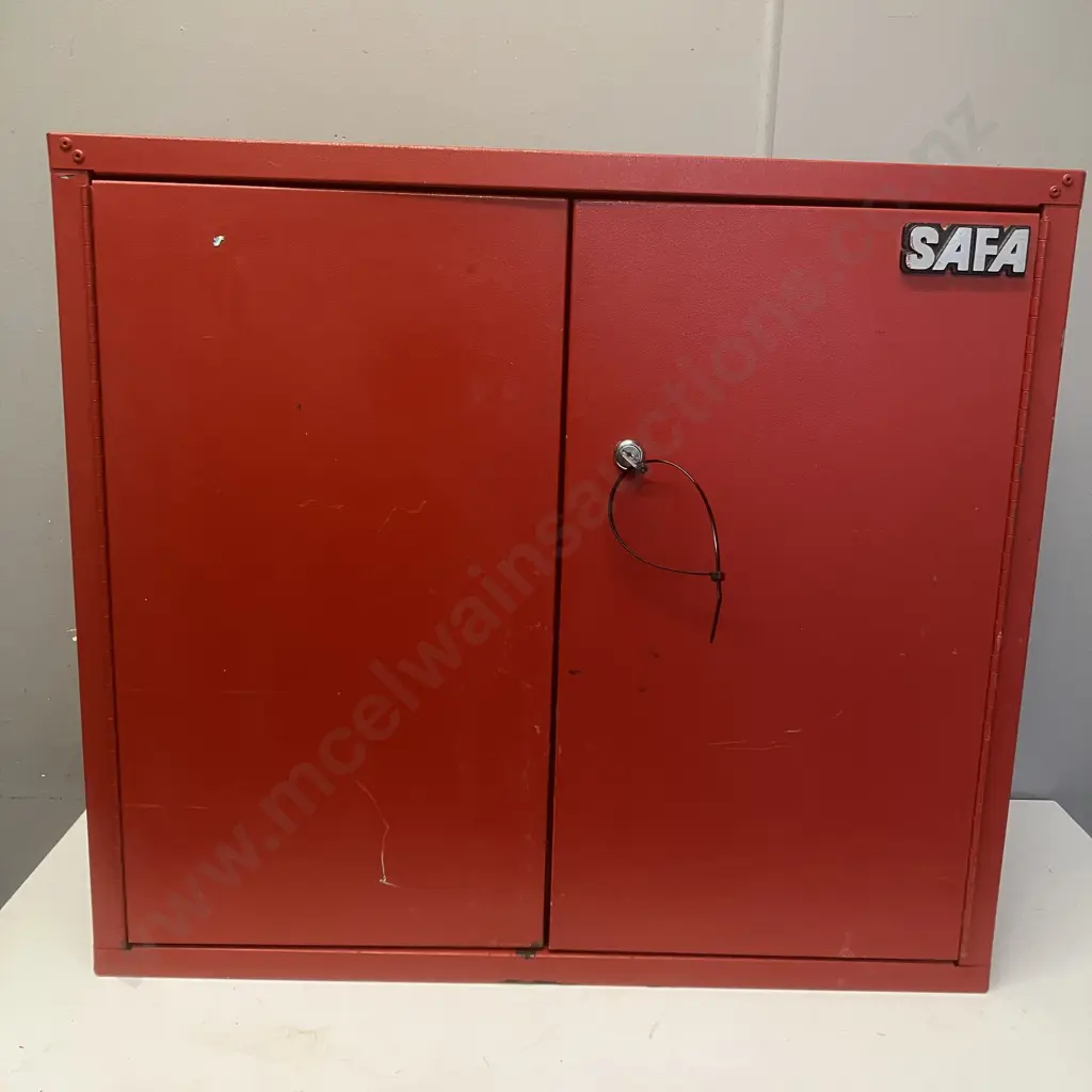 SAFA New Zealand Made 2 Door Metal Tool Cabinet With Key, 5 Drawers. H61.5 W69 D25cm Image 1++