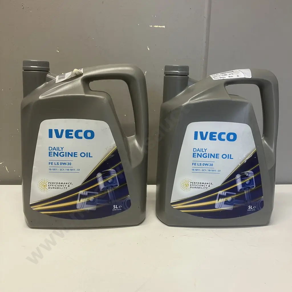 2 x 5 Litres IVECO Daily Engine Oil FE LS OW-30 Image 1++