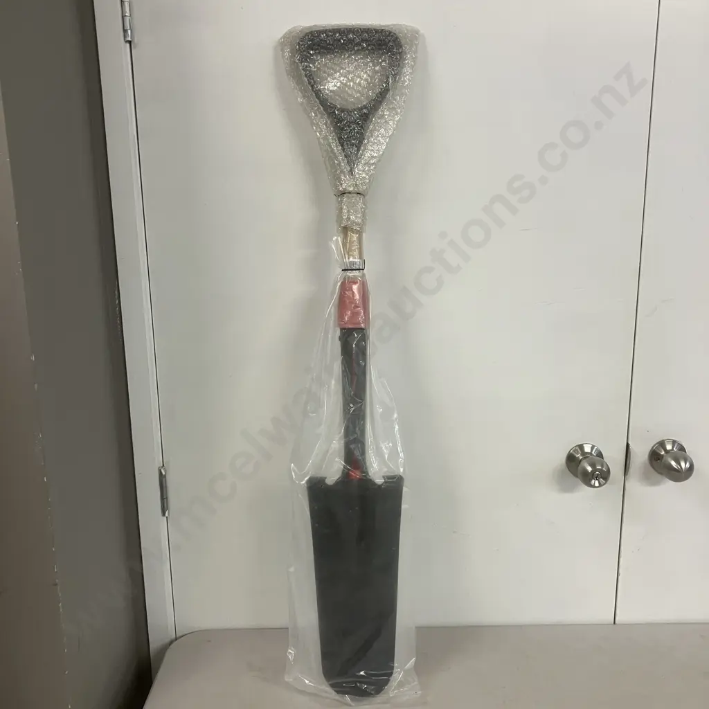 New CAT 555-7121 D-Handle Drain Spade Shovel Image 1++