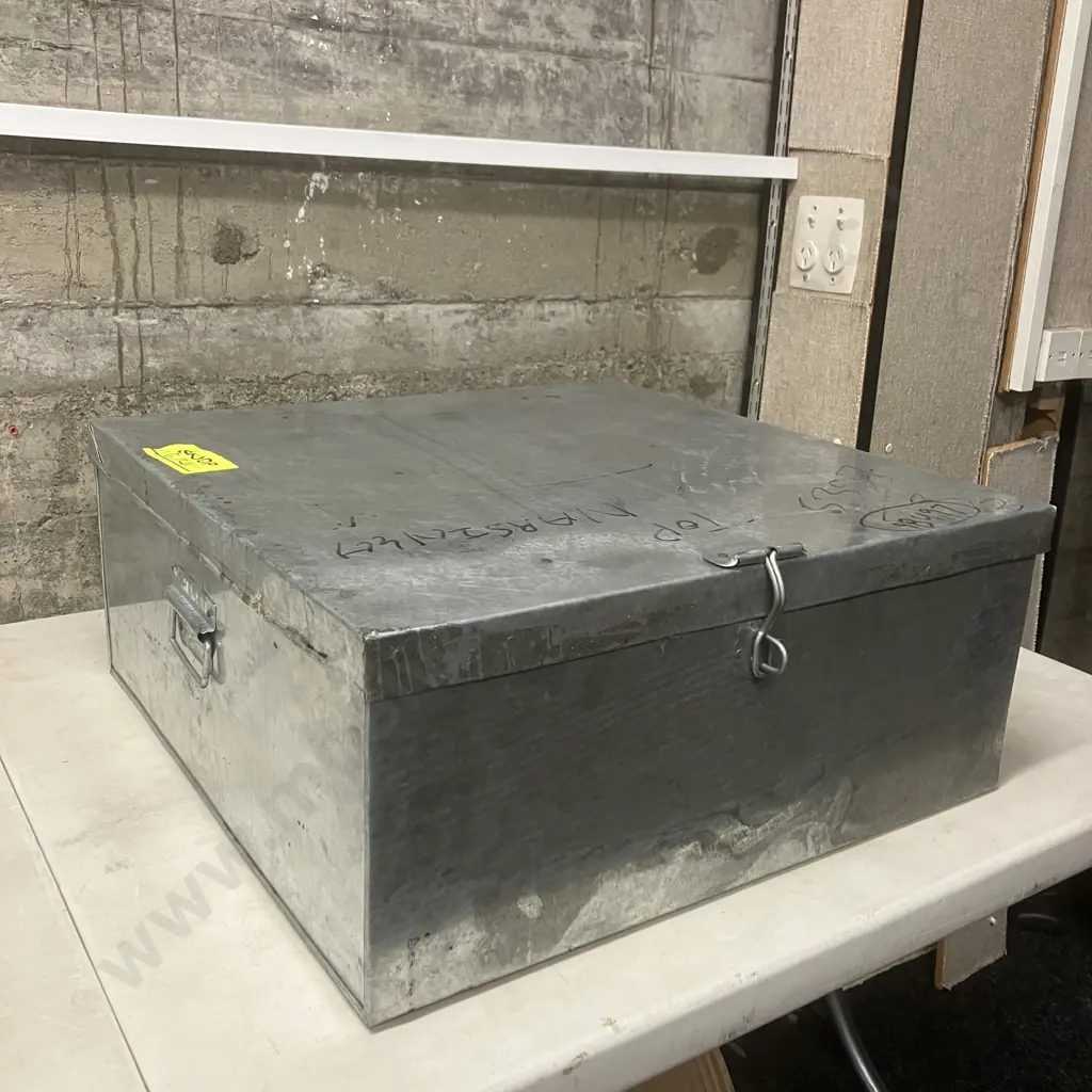 Steel Handled Storage Box With Hinged Lid. H23 W54 D54cm Image 1++