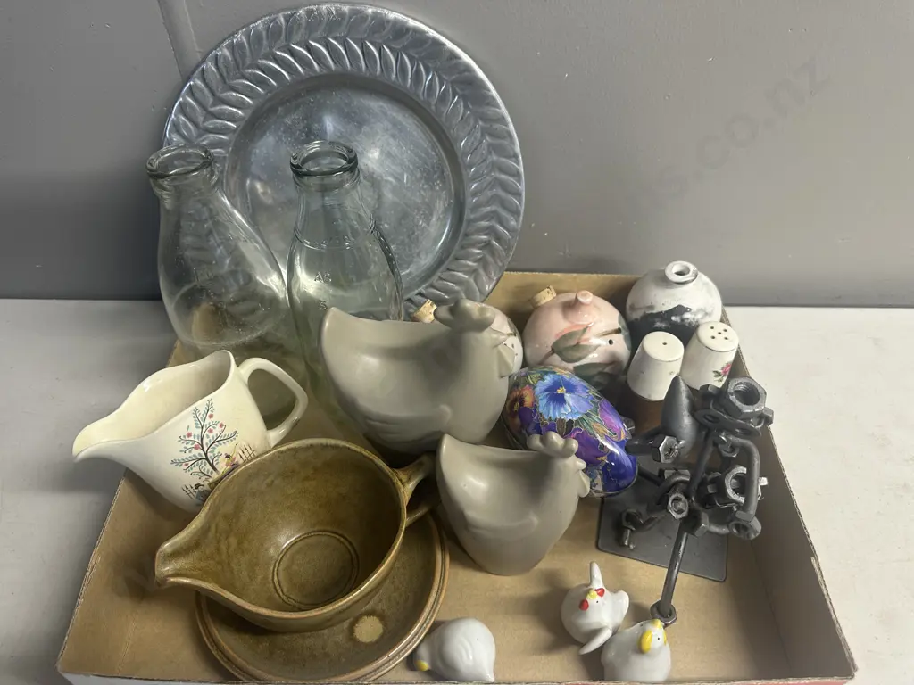 Vintage Items Including Temuka, Nuts & Bolts Rugby Figure, Salt & Pepper Shakers Etc Image 1++