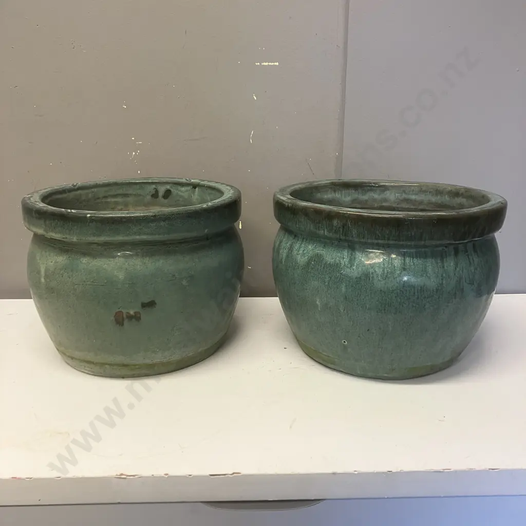 Pair of Green Glazed Planters. 22 x 30.5cm Image 1++
