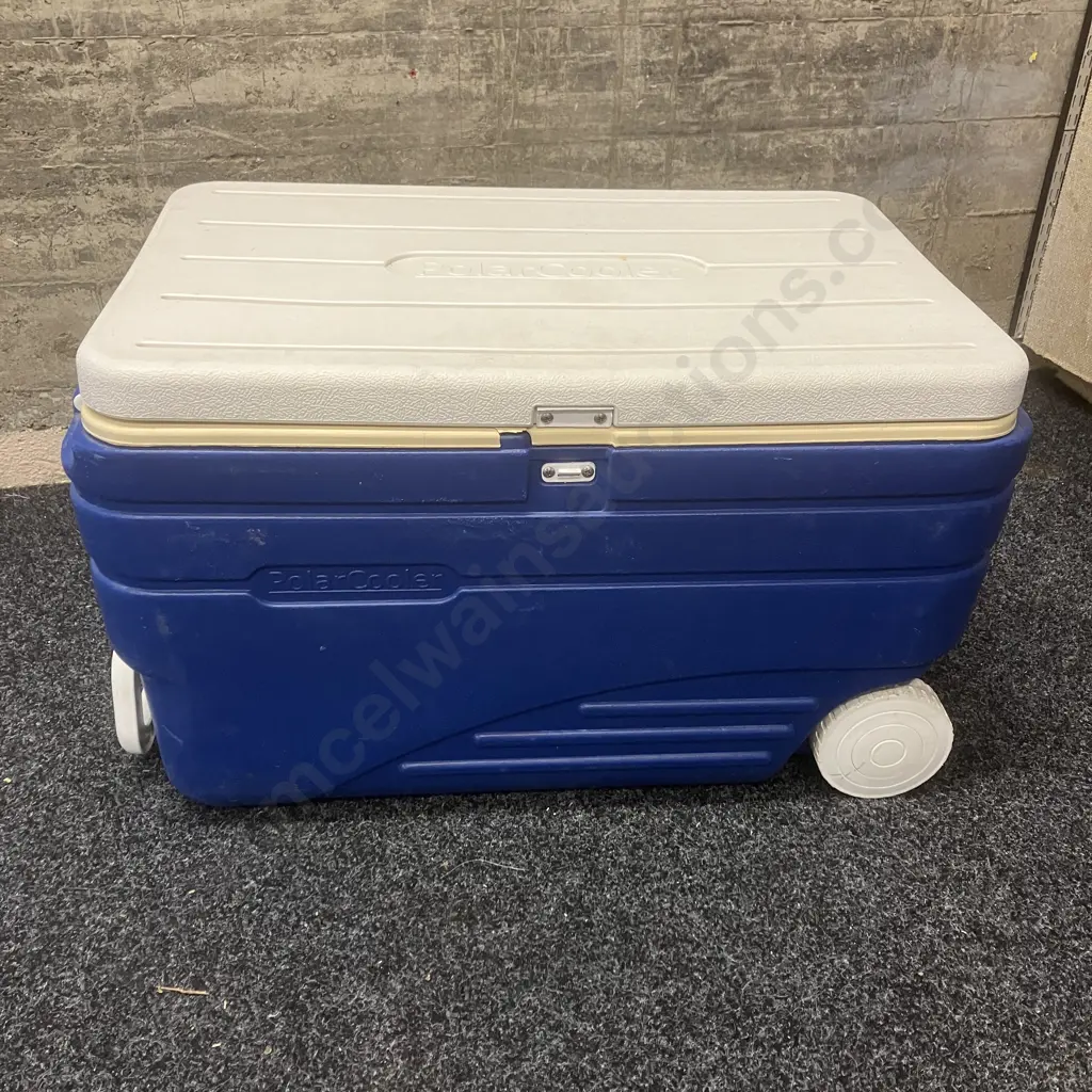 Large PolarCooler Chilly Bin (As Found Condition) Image 1++
