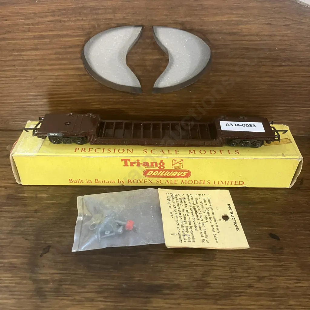 Vintage Tri-Ang Railways TT Gauge (1:100 scale) Bogie Well Wagon T.173 Boxed, WRENN Point Lever Image 1++