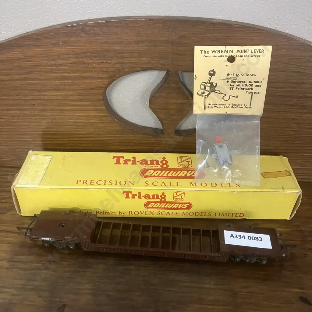 Vintage Tri-Ang Railways TT Gauge (1:100 scale) Bogie Well Wagon T.173 Boxed, WRENN Point Lever Image 1++