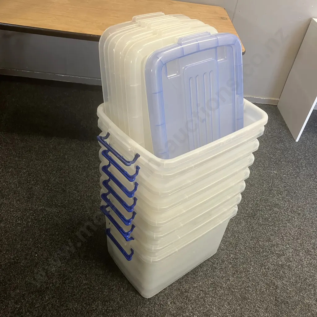 Lot of 8 Clear Plastic Bins With Lids. H32.5 W55 D39.5cm Image 1++