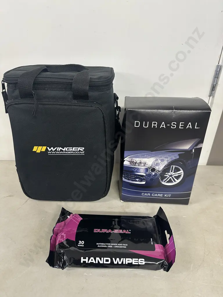 Dura-Seal Car Care Kit In Winger Subaru Chilly bag Image 1++