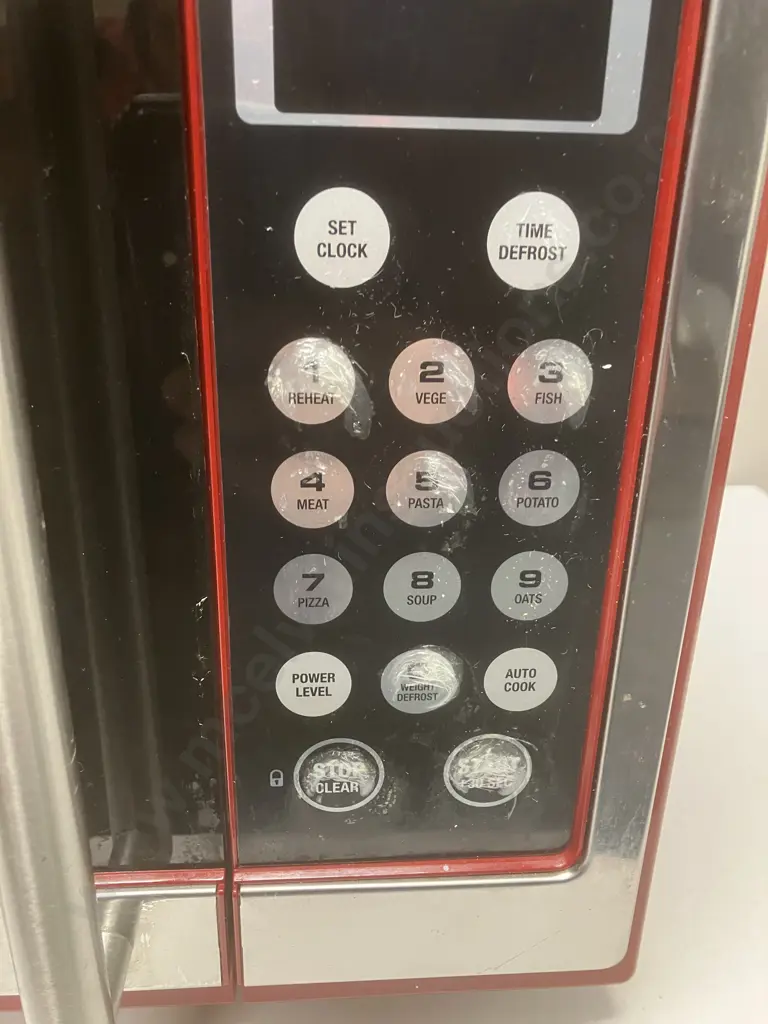 Breville The Quick & Easy Microwave Oven 34 Litre Red - Model BMO300CB/A Image 1++