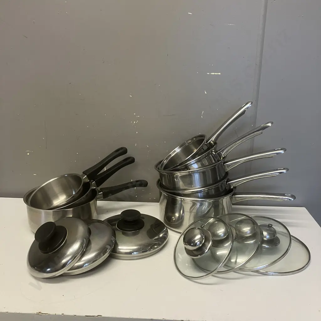 Eight Pots With Seven Lids Image 1++