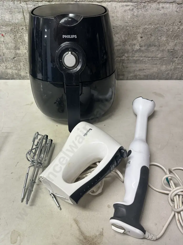 Phillips Air Fryer, Breville Hand Beater & Breville Stick Blender Image 1++