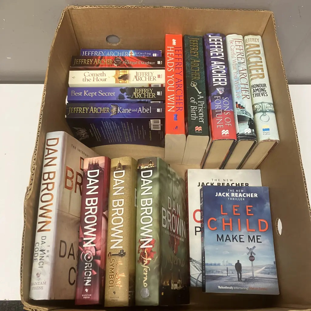 Box Lot Books - Jeffrey Archer, Dan Brown, Lee Child Image 1++