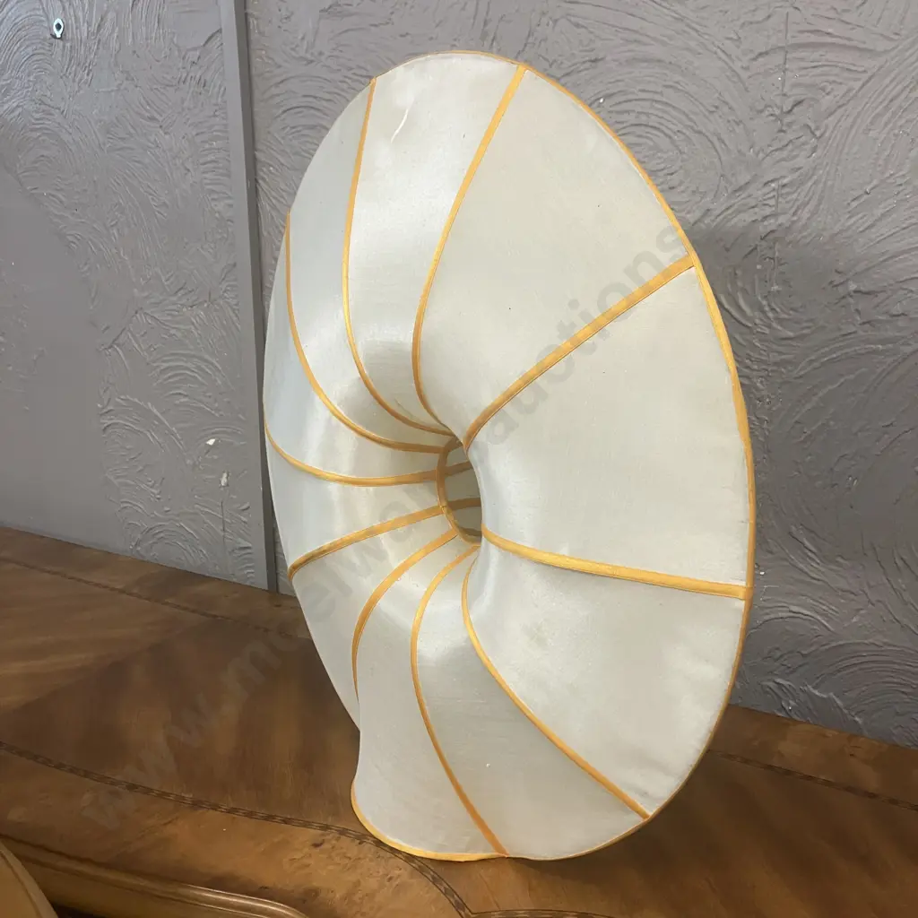 Large Shell Shaped Lamp. 58 x 60cm Image 1++