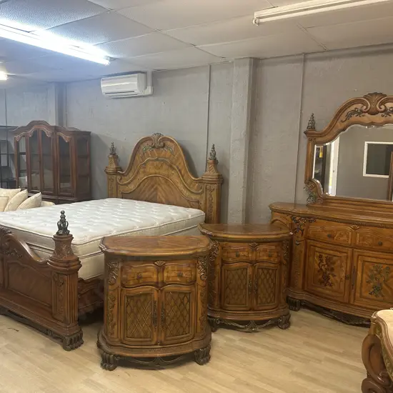 AICO by Michael Amini Venetian King Poster Bed, Pair of Nightstands & Dresser With Mirror In Honey Walnut