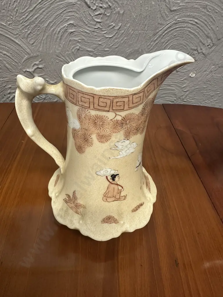 Decorative Japanese Porcelain Ware Jug H22cm. Image 1++