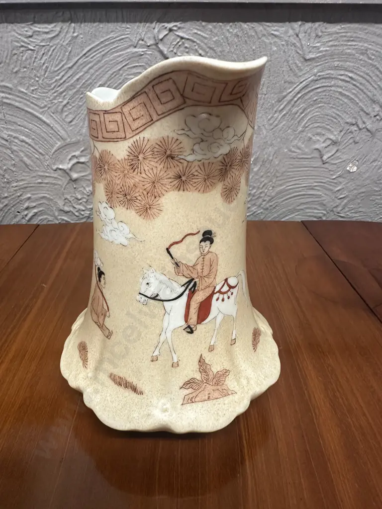 Decorative Japanese Porcelain Ware Jug H22cm. Image 1++