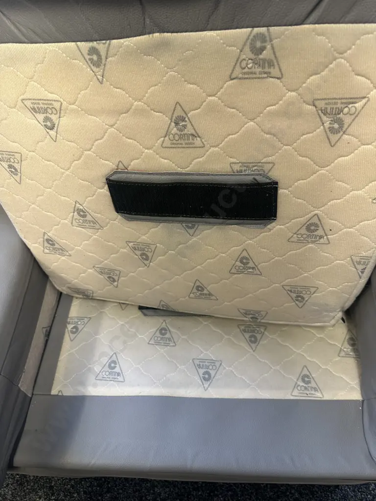 Cortina Original Design Grey Leather 3 Seater Sofa With 2 Armchairs, Ridged Dark Wood Trim Image 1++