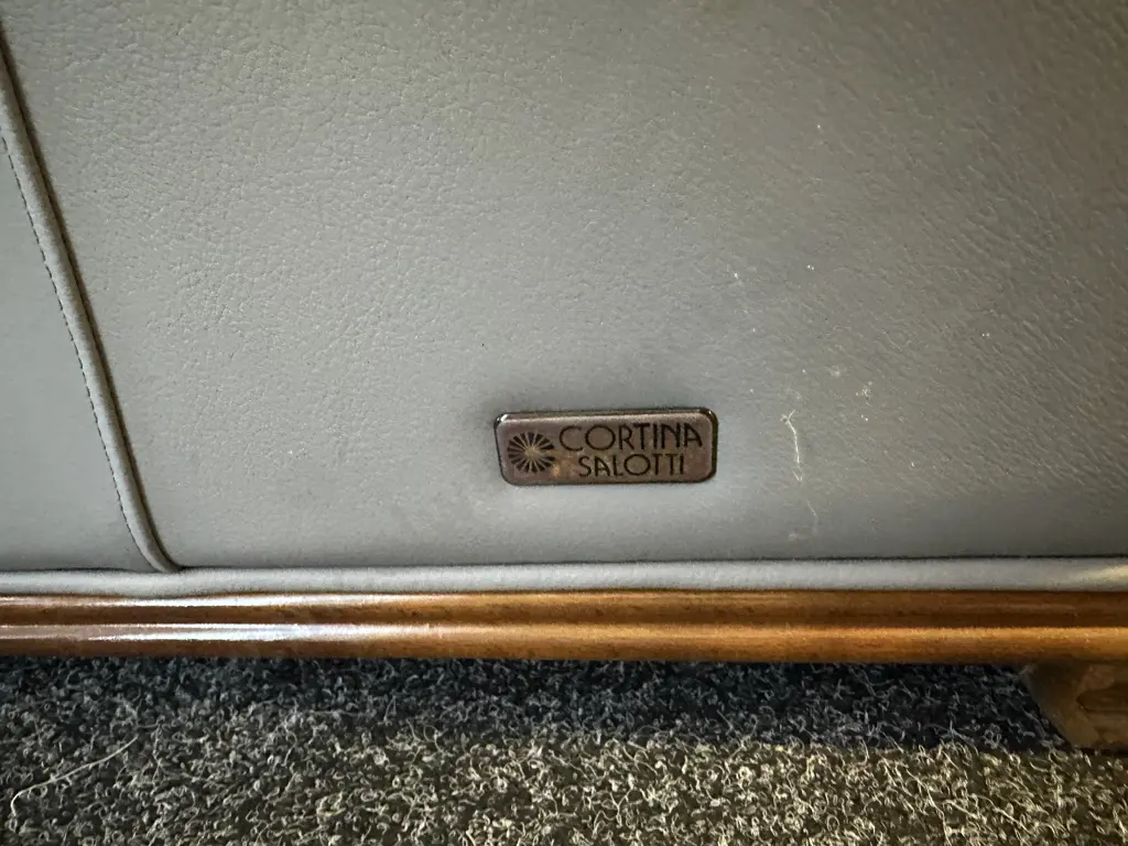 Cortina Original Design Grey Leather 3 Seater Sofa With 2 Armchairs, Ridged Dark Wood Trim Image 1++