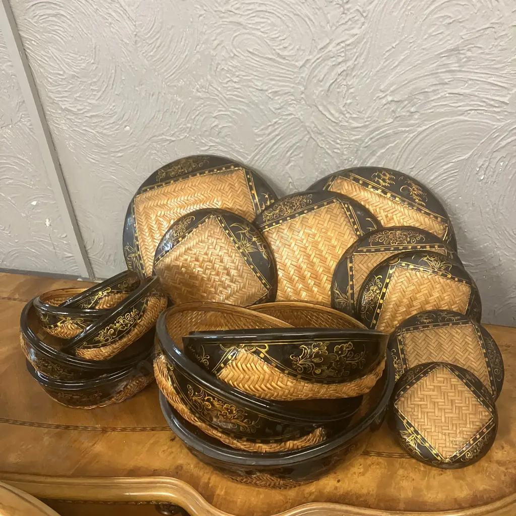 Rare Set of Eight Vintage Chinese Lacquered Woven Bamboo Nesting Baskets With Lids. 14 x 34cm Image 1++