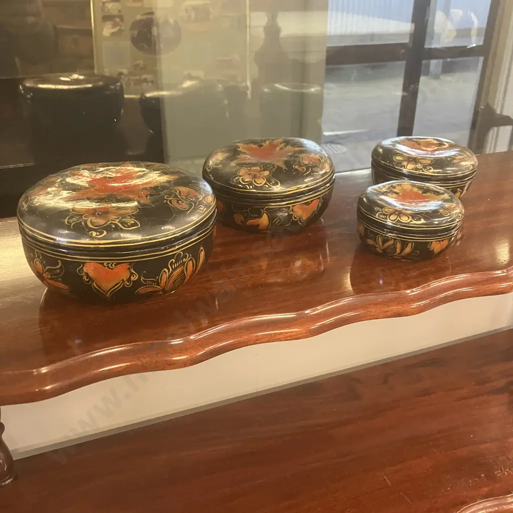 Vintage Set of Four Oriental Lacquered Woven Bamboo Nesting Baskets With Lids Image 1++