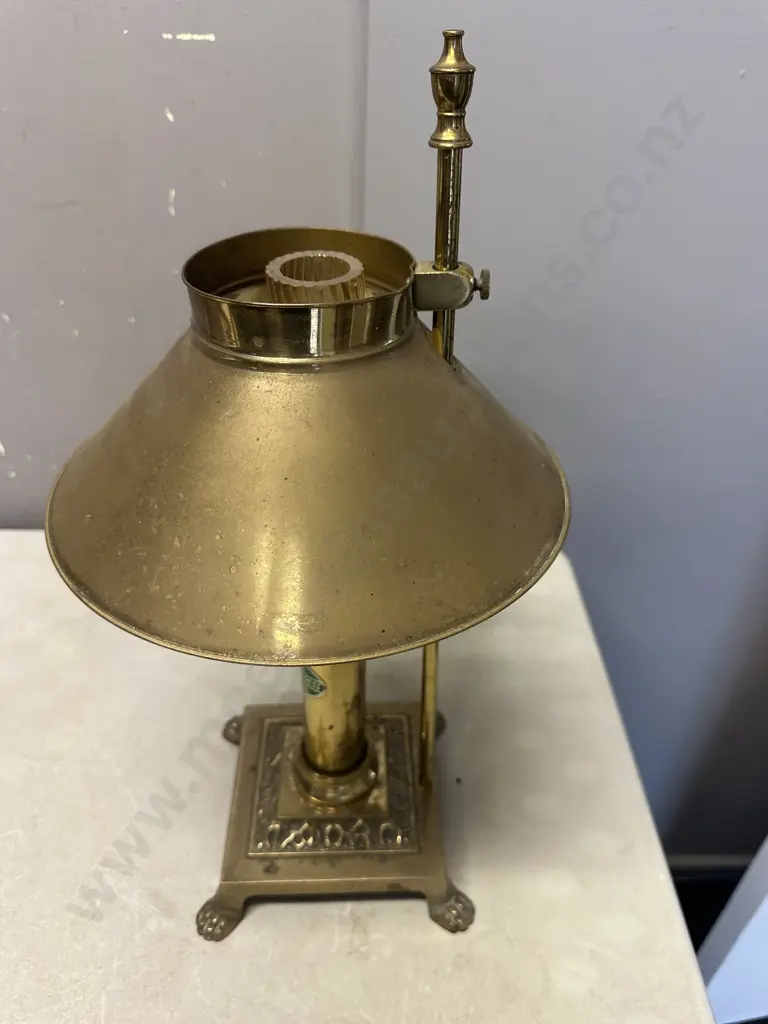 Vintage Paris Orient Express Istanbul Table Lamp (no electrics) H46cm. Image 1++