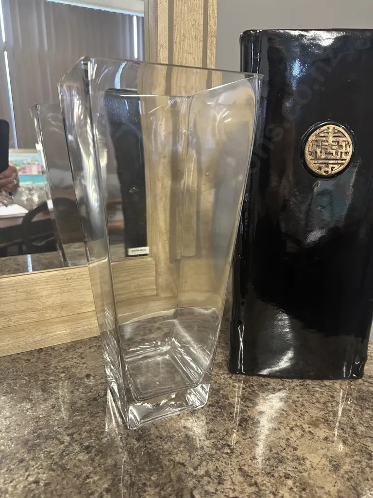 Decorative Oriental Themed Triangular Shaped Vase H40cm & Modernist Clear Glass Vase H35cm. Image 1++