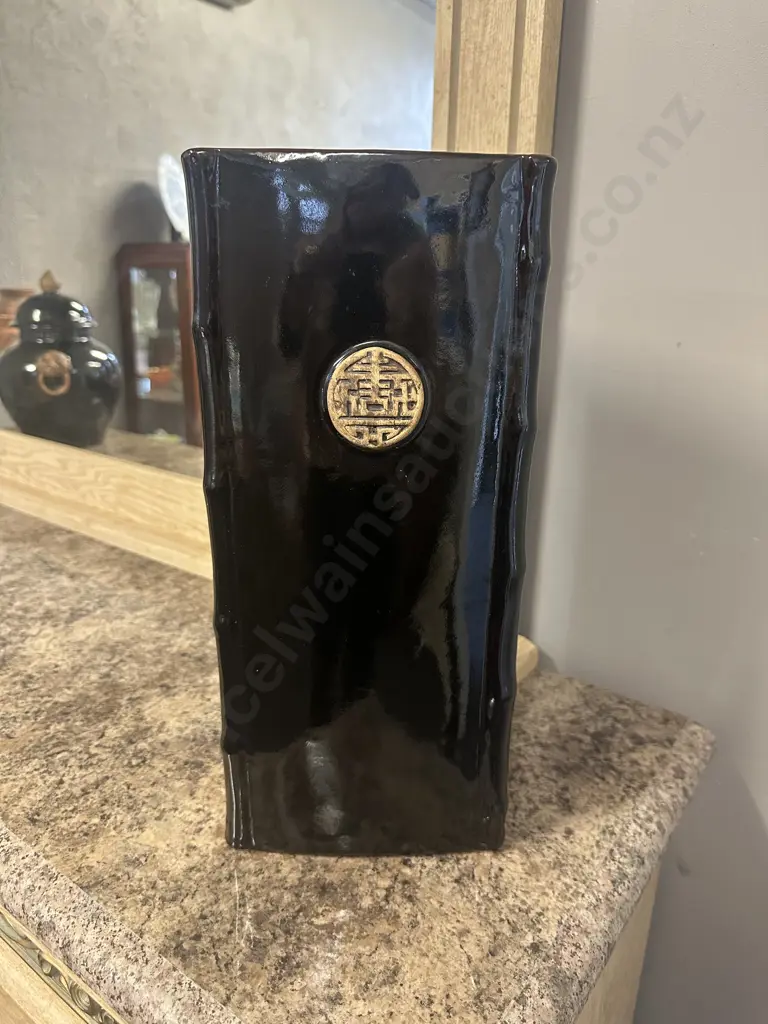 Decorative Oriental Themed Triangular Shaped Vase H40cm & Modernist Clear Glass Vase H35cm. Image 1++