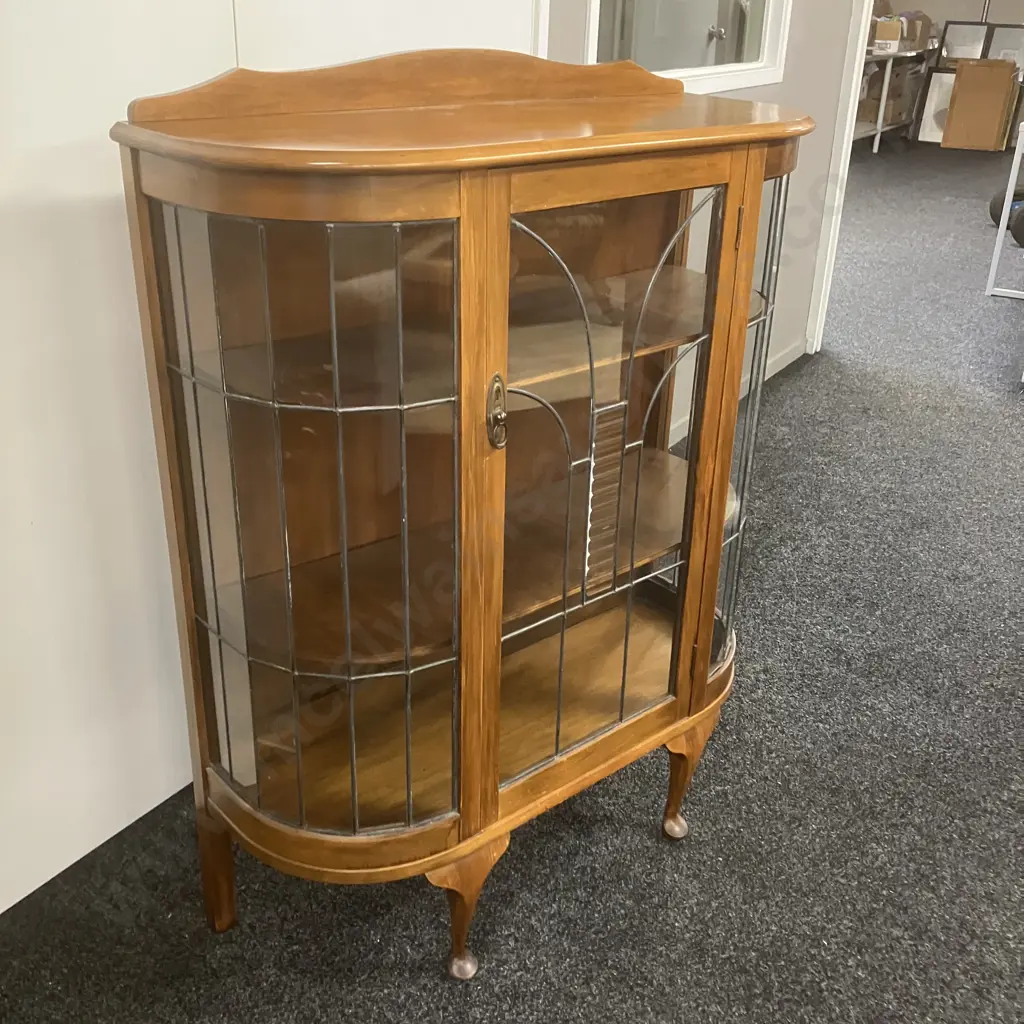 Antique Art Deco Mahogany Leadlight Glazed Bow Front China Display Cabinet, Cabriole Legs. H118 W91.5 D35cm Image 1++