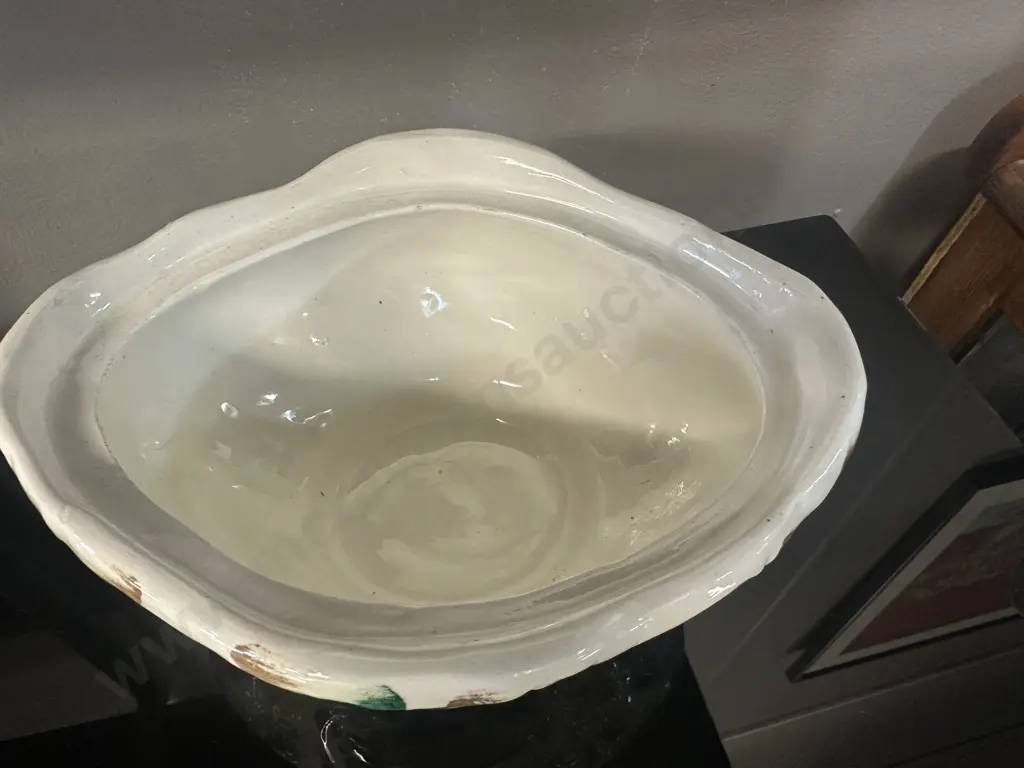 Vintage Italian Ceramic Floral Lidded Dish H16cm. Image 1++