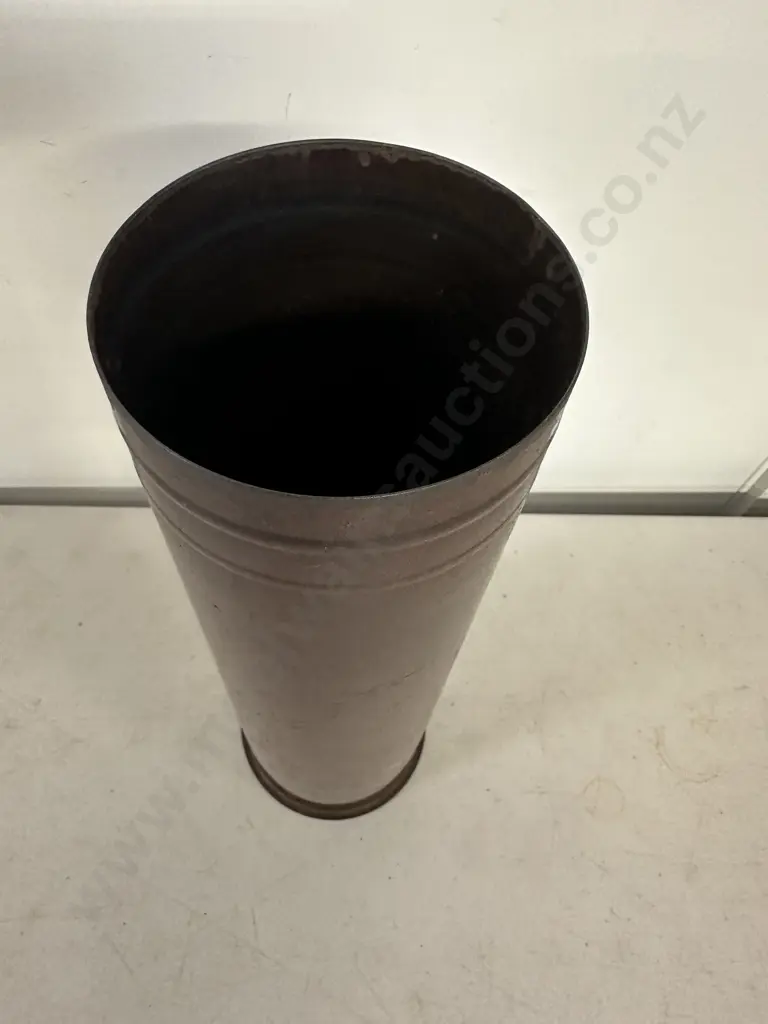 Vintage Brass Artillery Shell Casing H37cm. Image 1++