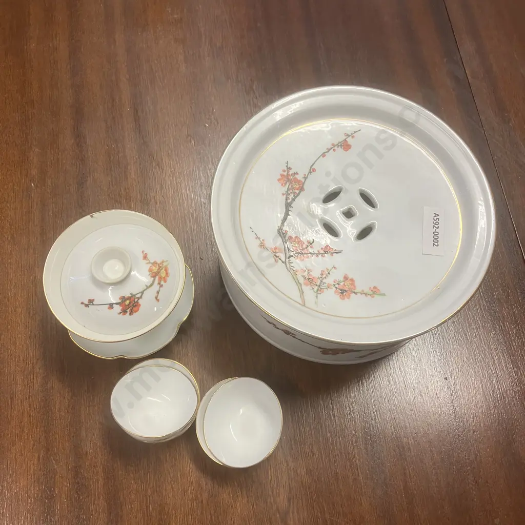 White Porcelain Kung Fu Travel Tea Set Image 1++