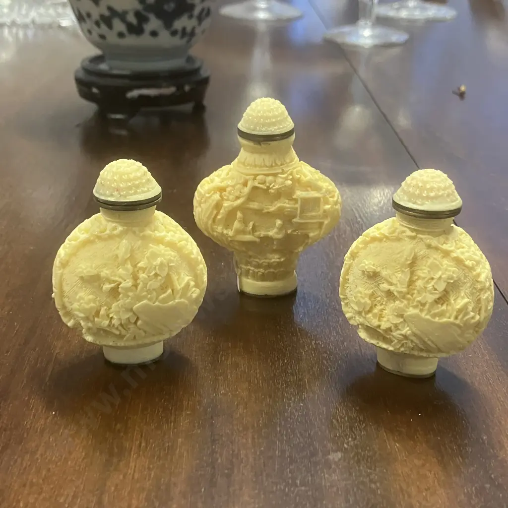Chinese Carved Resin Snuff Bottles x 3 Image 1++