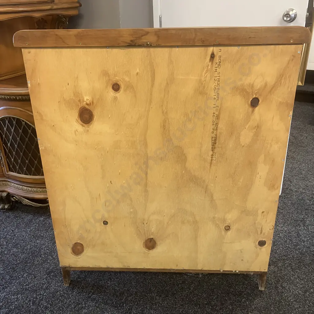 Native Timber Oak Bow Front Leadlight Glazed China Cabinet With Key. H109 W91 D37.5cm Image 1++