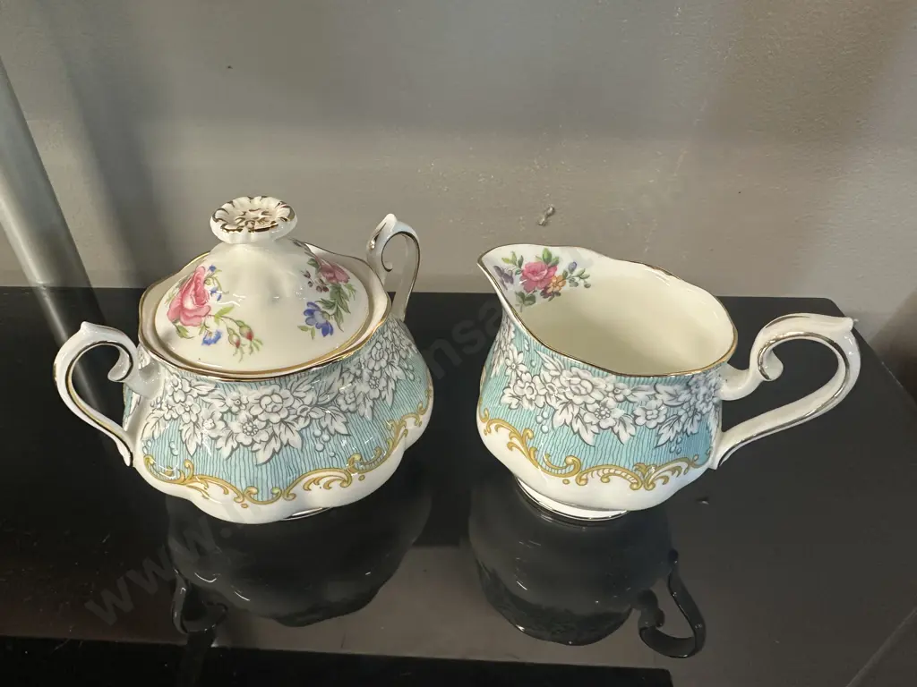 Vintage Royal Albert Enchantment Lidded Sugar Bowl & Creamer Image 1++