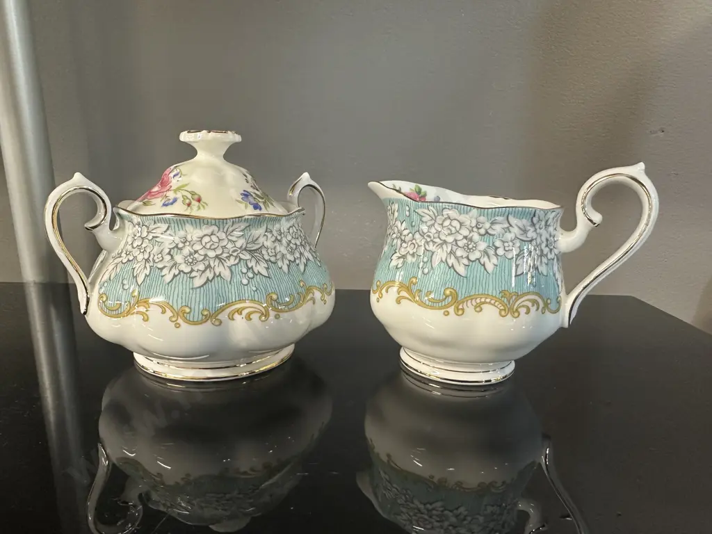 Vintage Royal Albert Enchantment Lidded Sugar Bowl & Creamer Image 1++