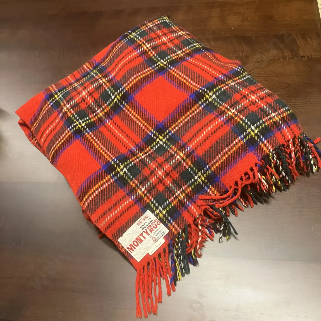 ROYAL STEWART Tartan MONTY TRAVEL RUG New Zealand Wool Blanket With Original Label. 185 x 145cm Image 1++