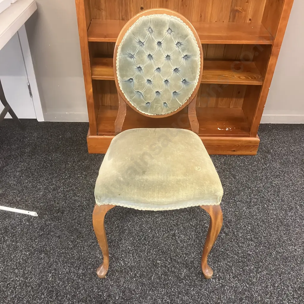 Mahogany Oval Button Backed Small Chair, Cabriole Legs (As Found) Image 1++