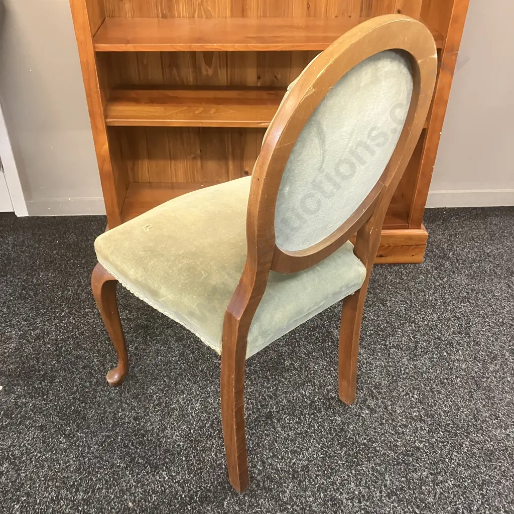 Mahogany Oval Button Backed Small Chair, Cabriole Legs (As Found) Image 1++