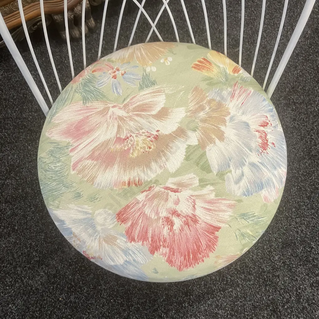Mid Century Modern White Metal Rod Chair With Floral Fabric Seat Image 1++