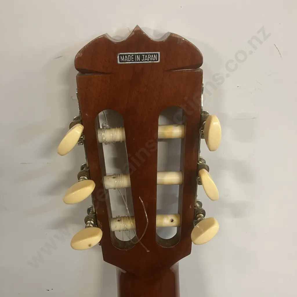 Suzuki No. 36 Classical Acoustic Guitar - Japan 1970s (Needs 3 New Strings) Image 1++