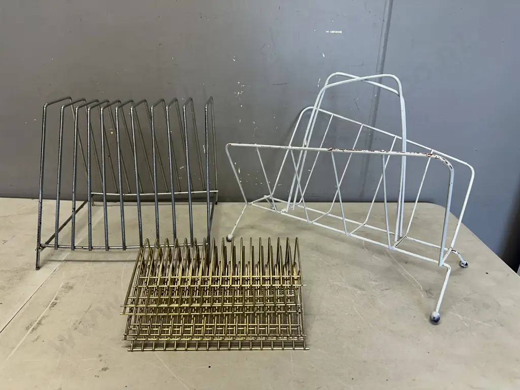 Retro Steel Stands  Image 1++