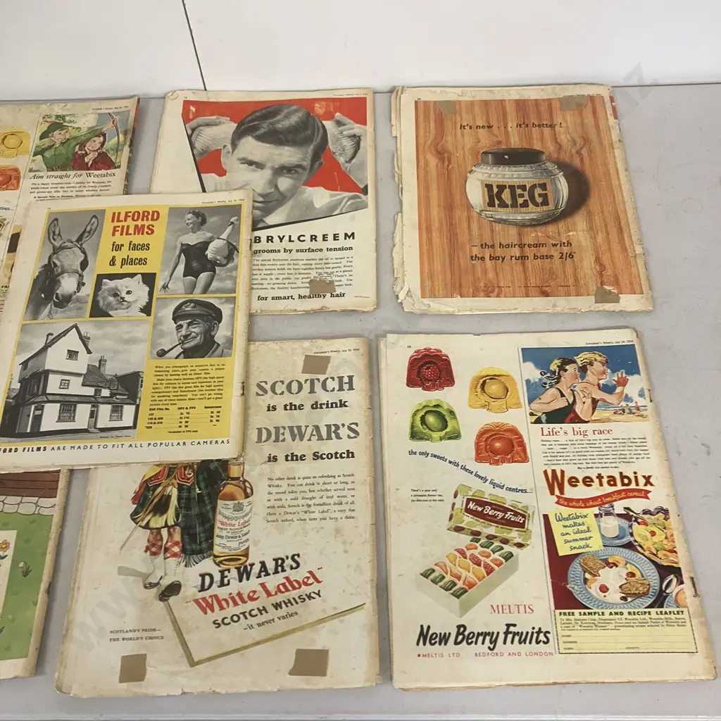 Vintage Everybody's Weekly Magazines - 1st May to 31st July 1954, Lot of Nine Image 1++