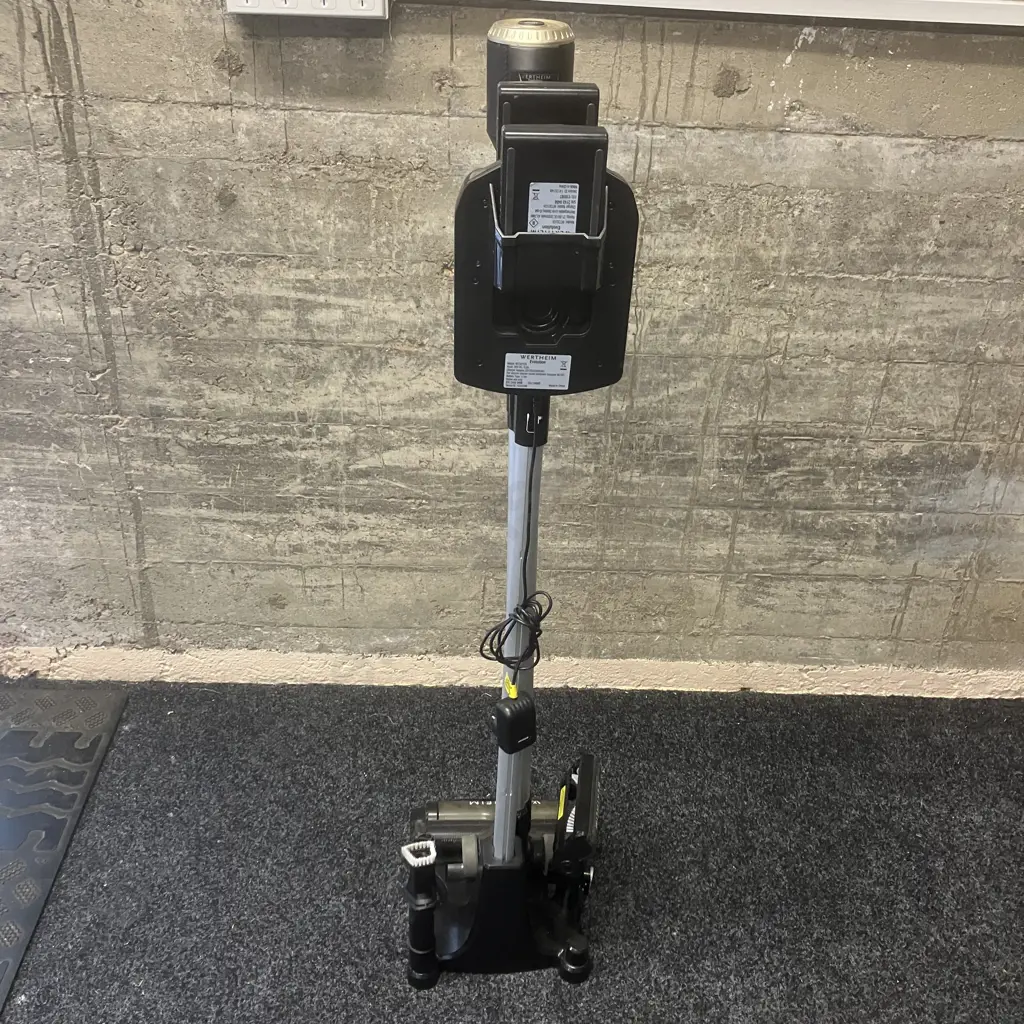 Werthiem Evolution W7301 Portable Stick Vacuum Cleaner With Charging Stand, 2 x Batteries, Vacuum Cleaner Attachments Image 1++