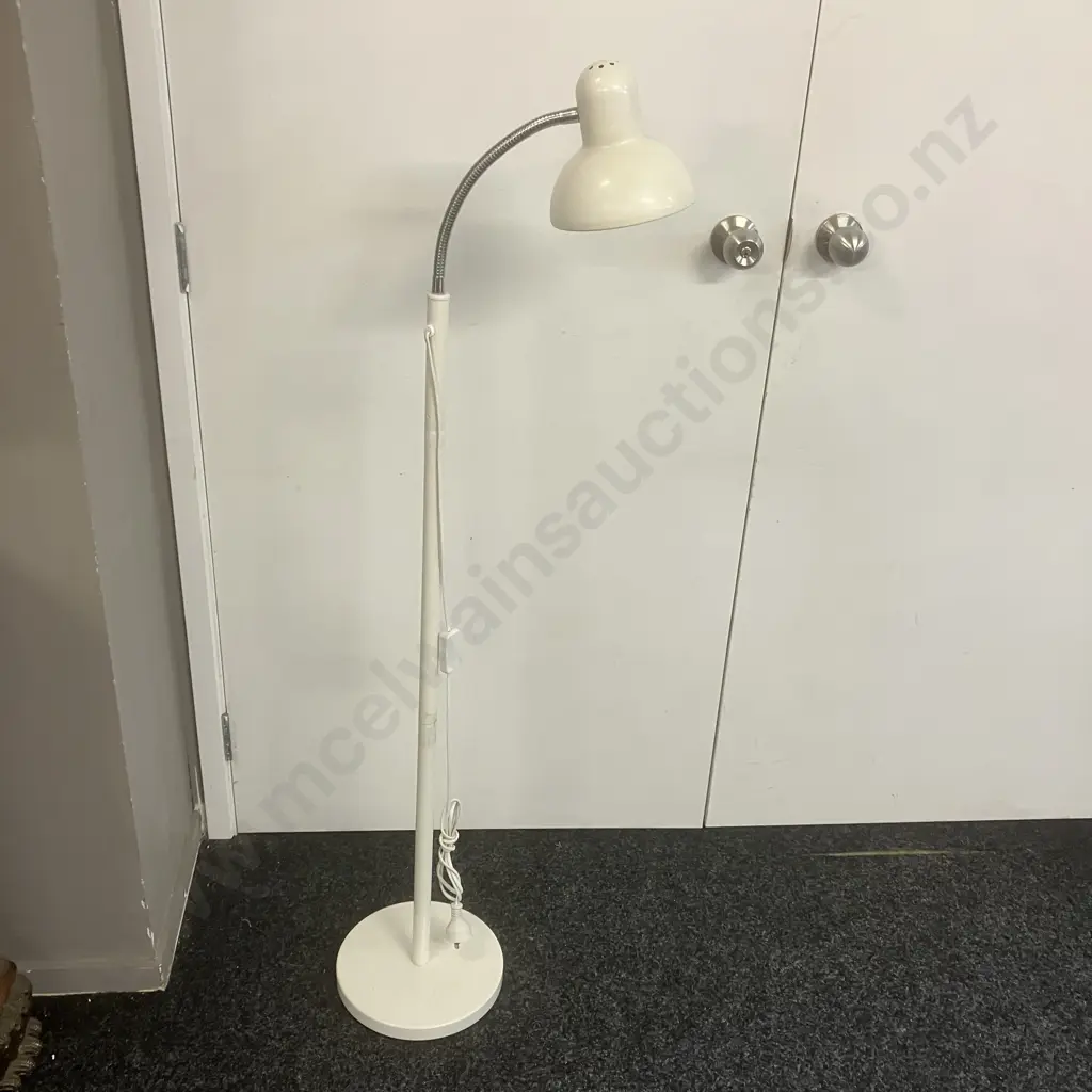 Austrabeam White Floor Lamp. H131cm Image 1++